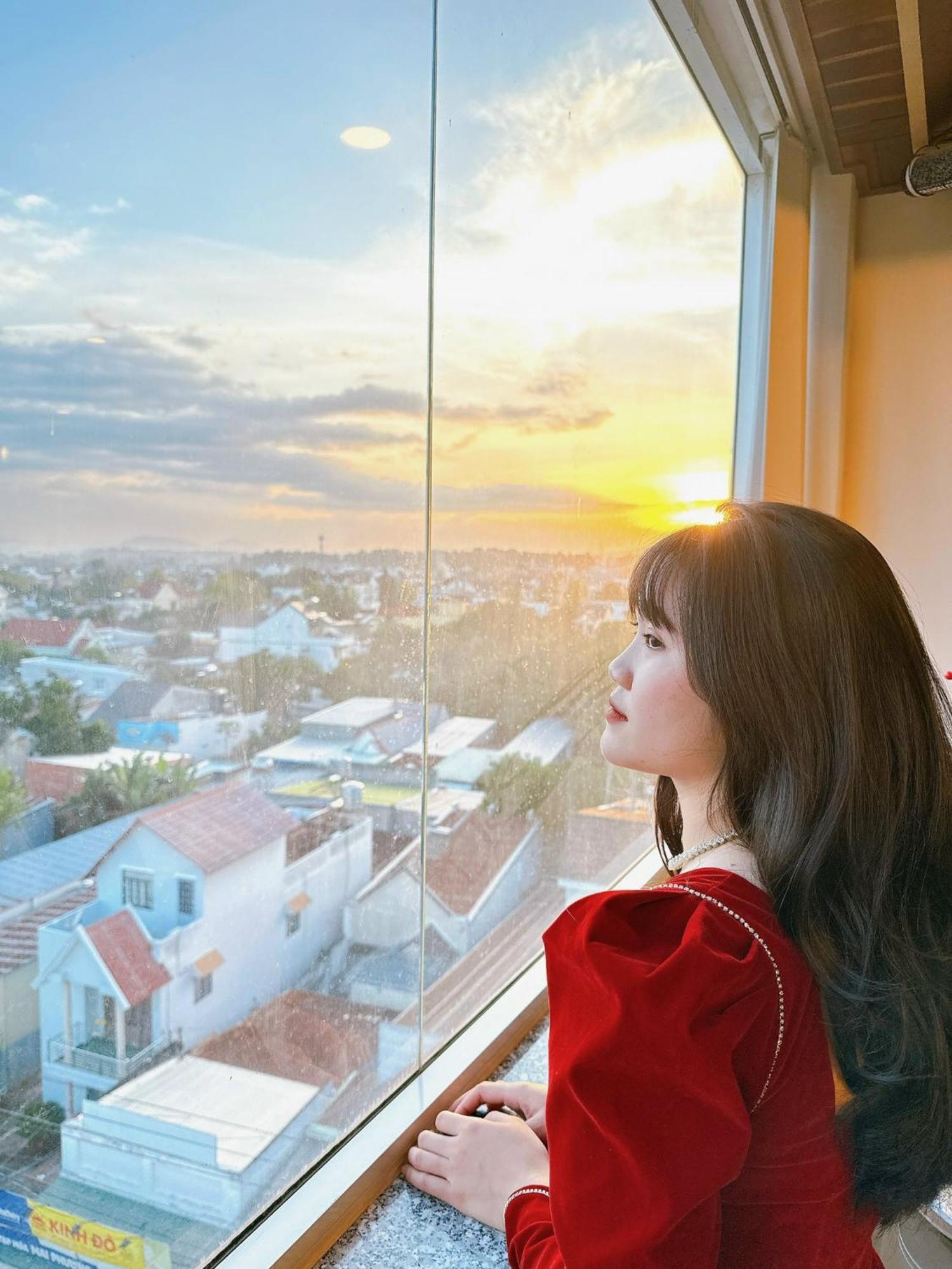 ハピソン ホテル Long Khanh エクステリア 写真